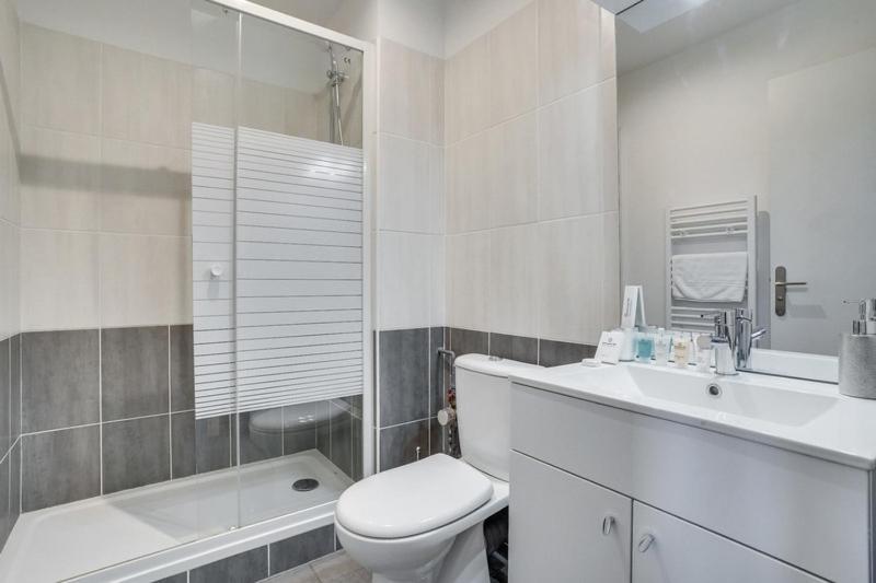 808 Chic Suite - Superb Apartment Bagnolet Buitenkant foto